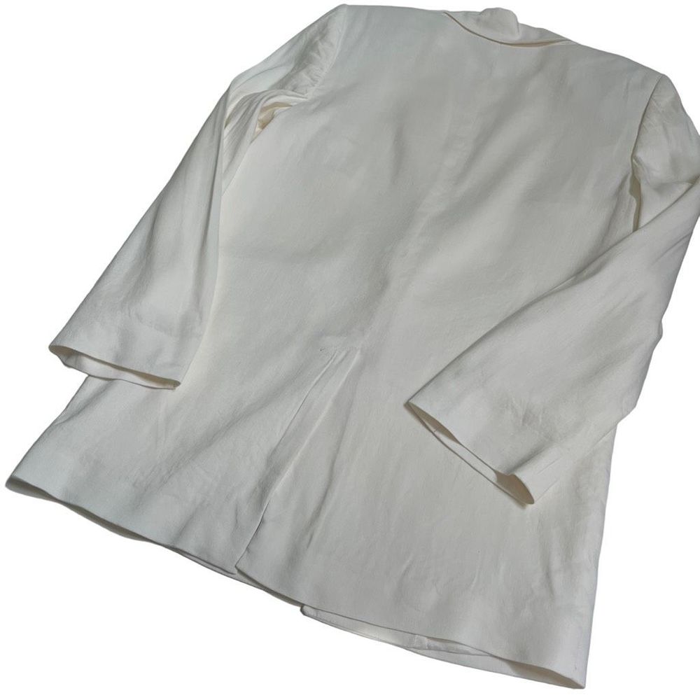 GAUGE81 Naola Blazer in White - Picture 7 of 7